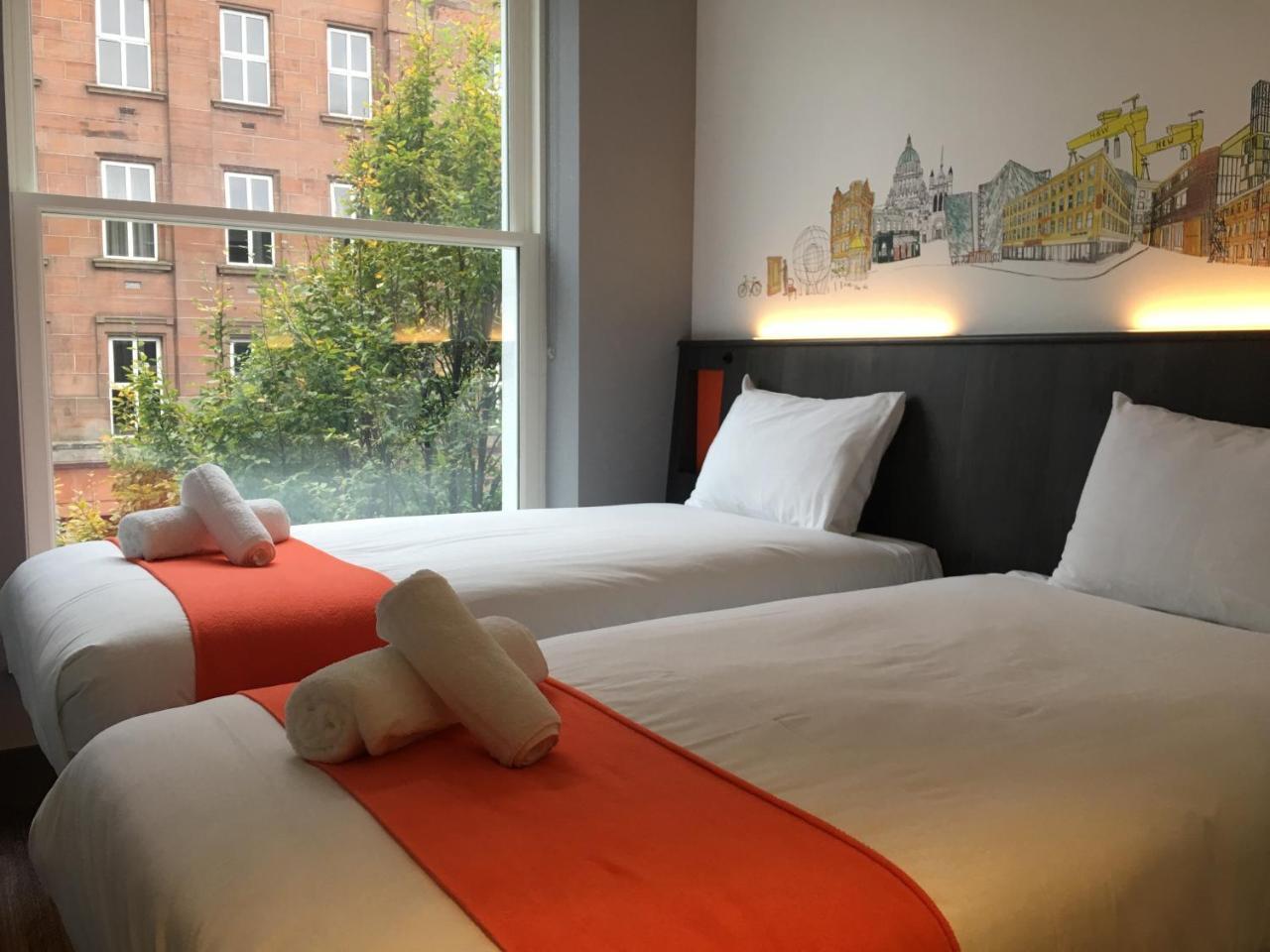 Easyhotel Belfast Exterior foto